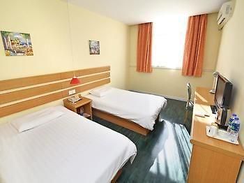 Home Inn Jiaotong University Xinhua Road Shanghai Esterno foto